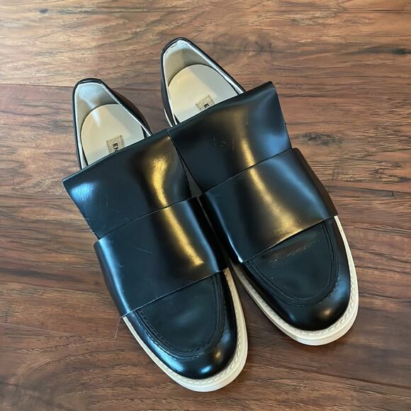 Enföld $350 Black and White Sneaker/ Loafer 37 7 JAPAN Limited - Picture 4 of 9